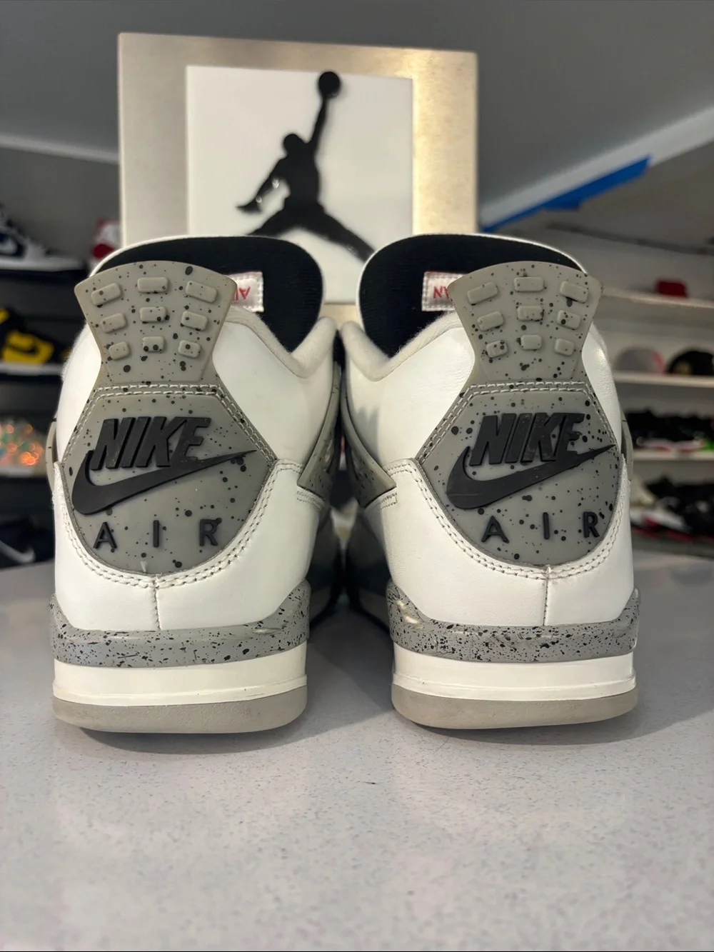 Air Jordan 4 Retro OG White Cement Mens Size 10.5